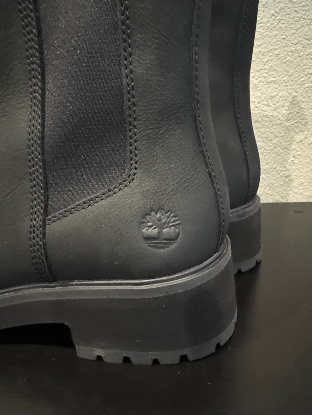 Timberland Black Nubuck Chelsea Lug Ankle Boots Womans 8.5 - Picture 10 of 12